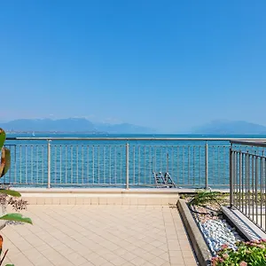 Residenza Miralago Ii By Wonderful Italy , Desenzano del Garda Italy